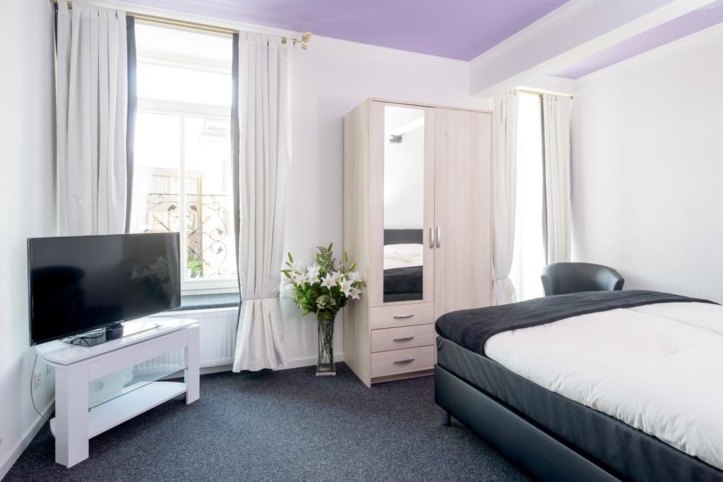 Villa Linde Zuchwil Zimmer foto